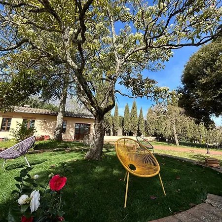 Aparthotel Mucellena Casole d'Elsa