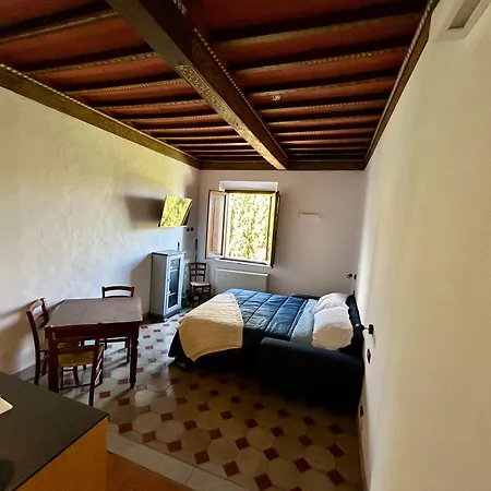 Mucellena Lägenhetshotell 4*