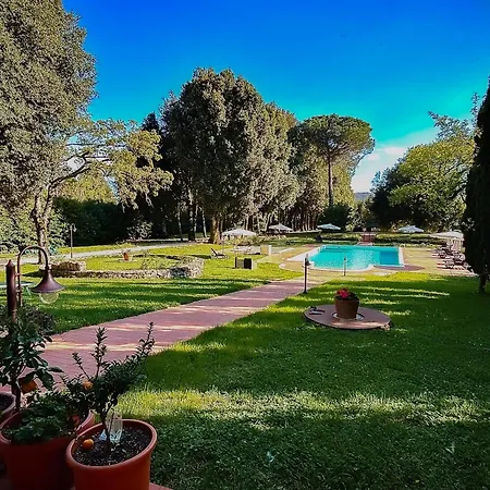 Mucellena Apartahotel